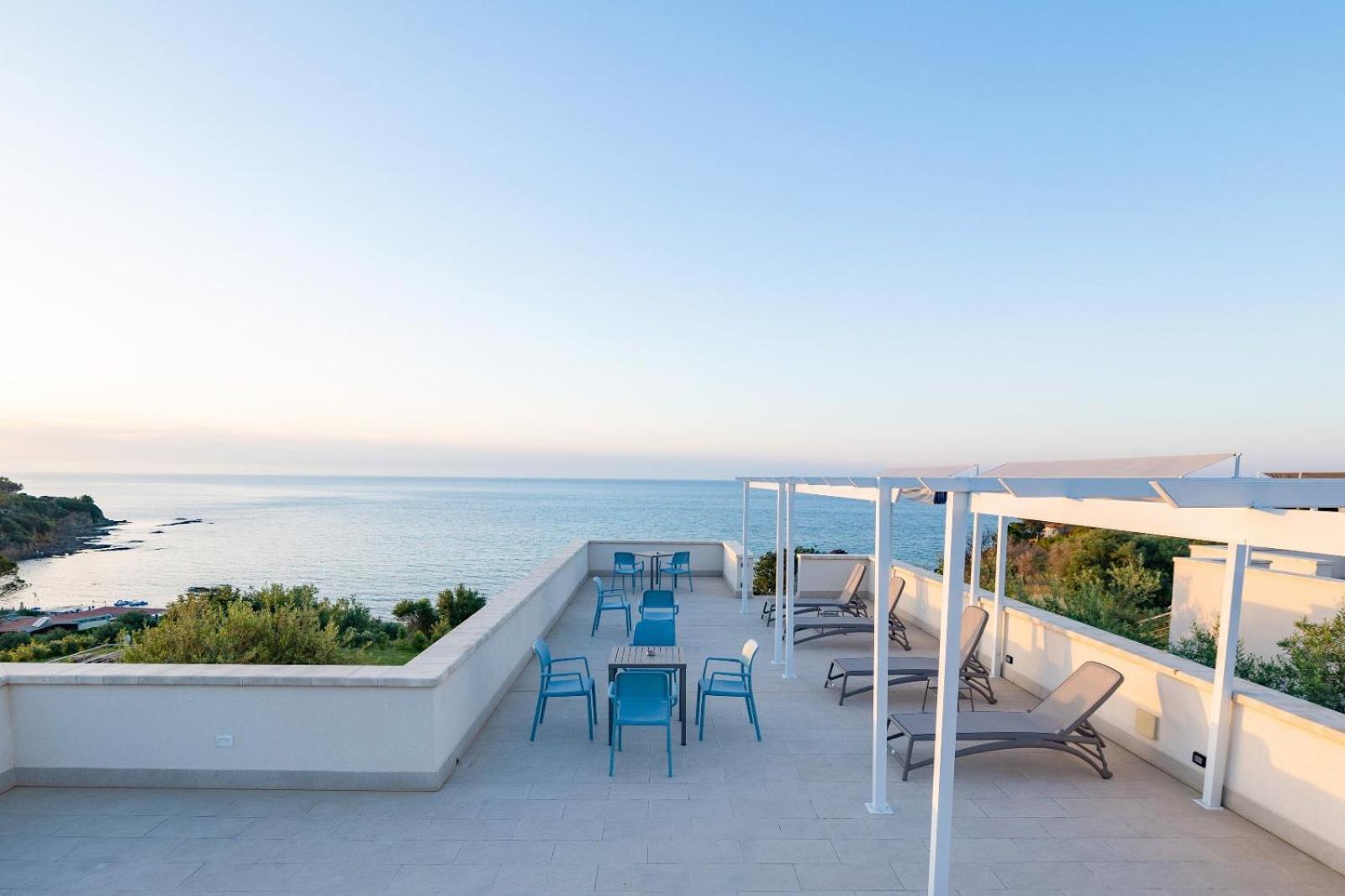 Aura Maris Beach Residence Mazzaforno Чефалу Экстерьер фото